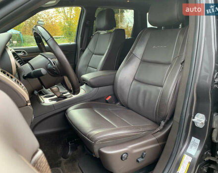 Серый Джип Гранд Чероки, объемом двигателя 2.99 л и пробегом 86 тыс. км за 29132 $, фото 22 на Automoto.ua