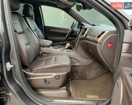 Серый Джип Гранд Чероки, объемом двигателя 2.99 л и пробегом 86 тыс. км за 29132 $, фото 12 на Automoto.ua