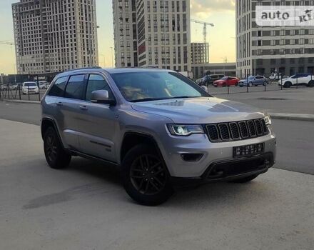 Сірий Джип Grand Cherokee, об'ємом двигуна 3.6 л та пробігом 150 тис. км за 25000 $, фото 19 на Automoto.ua