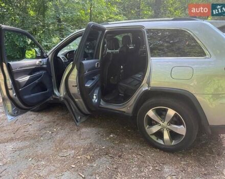 Серый Джип Гранд Чероки, объемом двигателя 3.6 л и пробегом 121 тыс. км за 19000 $, фото 16 на Automoto.ua