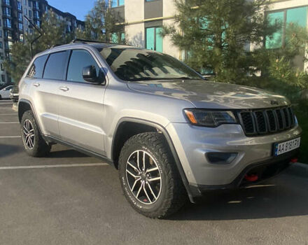 Сірий Джип Grand Cherokee, об'ємом двигуна 5.65 л та пробігом 143 тис. км за 25300 $, фото 1 на Automoto.ua