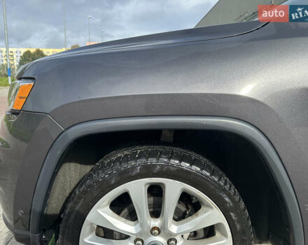 Серый Джип Гранд Чероки, объемом двигателя 3.61 л и пробегом 65 тыс. км за 20501 $, фото 4 на Automoto.ua