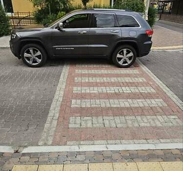 Серый Джип Гранд Чероки, объемом двигателя 3.6 л и пробегом 182 тыс. км за 19300 $, фото 11 на Automoto.ua