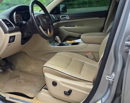 Сірий Джип Grand Cherokee, об'ємом двигуна 3 л та пробігом 76 тис. км за 14000 $, фото 9 на Automoto.ua