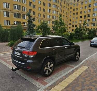 Серый Джип Гранд Чероки, объемом двигателя 3.6 л и пробегом 182 тыс. км за 19300 $, фото 1 на Automoto.ua