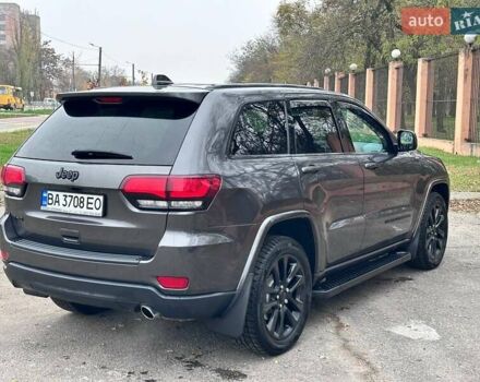 Серый Джип Гранд Чероки, объемом двигателя 3.61 л и пробегом 143 тыс. км за 22500 $, фото 3 на Automoto.ua