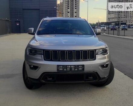 Сірий Джип Grand Cherokee, об'ємом двигуна 3.6 л та пробігом 150 тис. км за 25000 $, фото 6 на Automoto.ua