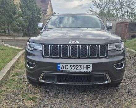 Джип Гранд Чероки 2017 в Луцке на Automoto.ua Серый Джип Гранд Чероки, объемом двигателя 3.6 л и пробегом 90 тыс. км за 21450 $, фото 1 на Automoto.ua