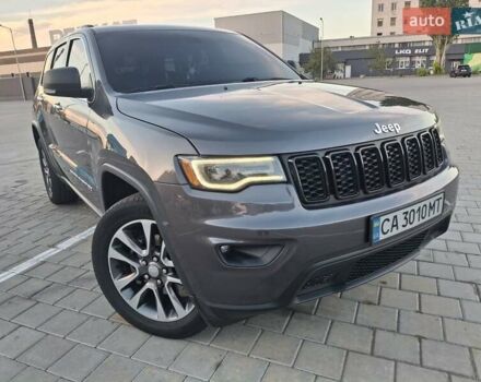 Серый Джип Гранд Чероки, объемом двигателя 3.6 л и пробегом 179 тыс. км за 24500 $, фото 10 на Automoto.ua