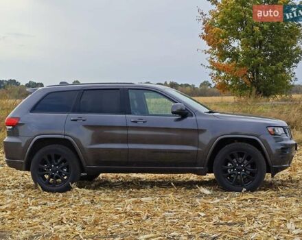 Сірий Джип Grand Cherokee, об'ємом двигуна 3.6 л та пробігом 100 тис. км за 21000 $, фото 5 на Automoto.ua