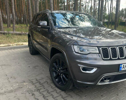 Сірий Джип Grand Cherokee, об'ємом двигуна 2.99 л та пробігом 305 тис. км за 21500 $, фото 1 на Automoto.ua