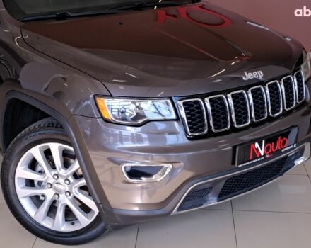 Серый Джип Гранд Чероки, объемом двигателя 3.6 л и пробегом 112 тыс. км за 19900 $, фото 2 на Automoto.ua