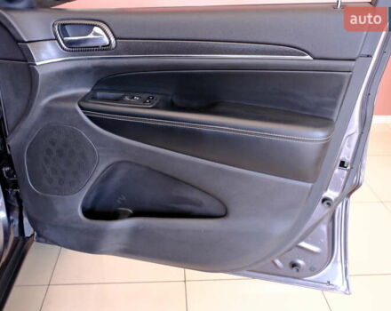 Серый Джип Гранд Чероки, объемом двигателя 3.6 л и пробегом 112 тыс. км за 19900 $, фото 49 на Automoto.ua