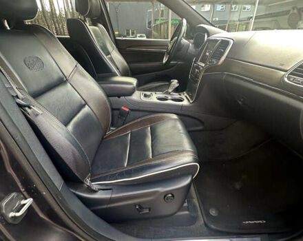 Сірий Джип Grand Cherokee, об'ємом двигуна 2.99 л та пробігом 305 тис. км за 21500 $, фото 15 на Automoto.ua