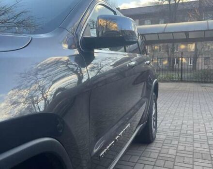 Серый Джип Гранд Чероки, объемом двигателя 3.6 л и пробегом 170 тыс. км за 24000 $, фото 2 на Automoto.ua