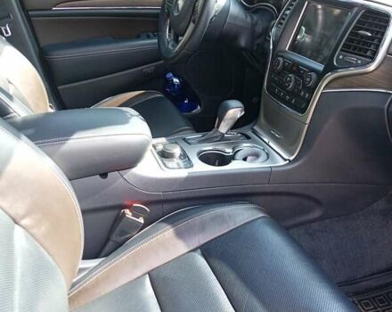 Серый Джип Гранд Чероки, объемом двигателя 3 л и пробегом 97 тыс. км за 32000 $, фото 6 на Automoto.ua