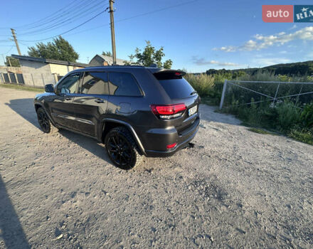 Серый Джип Гранд Чероки, объемом двигателя 3.6 л и пробегом 150 тыс. км за 23500 $, фото 30 на Automoto.ua