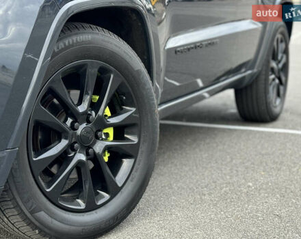 Сірий Джип Grand Cherokee, об'ємом двигуна 3.6 л та пробігом 148 тис. км за 20999 $, фото 24 на Automoto.ua