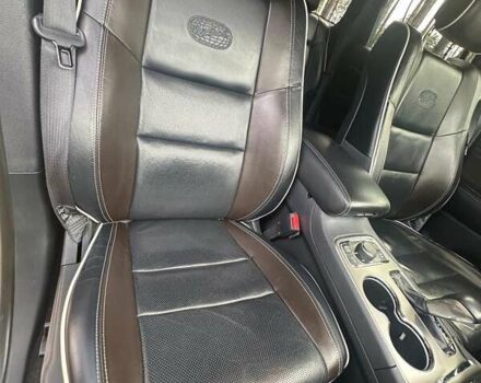 Сірий Джип Grand Cherokee, об'ємом двигуна 2.99 л та пробігом 305 тис. км за 24500 $, фото 7 на Automoto.ua
