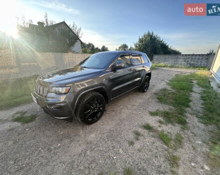 Серый Джип Гранд Чероки, объемом двигателя 3.6 л и пробегом 150 тыс. км за 23500 $, фото 3 на Automoto.ua