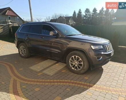 Джип Гранд Чероки 2017 в Тячеве на Automoto.ua Серый Джип Гранд Чероки, объемом двигателя 3 л и пробегом 91 тыс. км за 33000 $, фото 8 на Automoto.ua