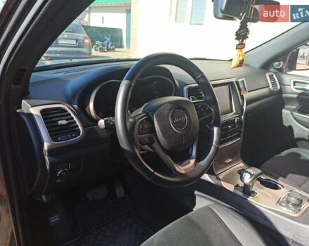 Джип Гранд Чероки 2017 в Тячеве на Automoto.ua Серый Джип Гранд Чероки, объемом двигателя 3 л и пробегом 91 тыс. км за 33000 $, фото 11 на Automoto.ua