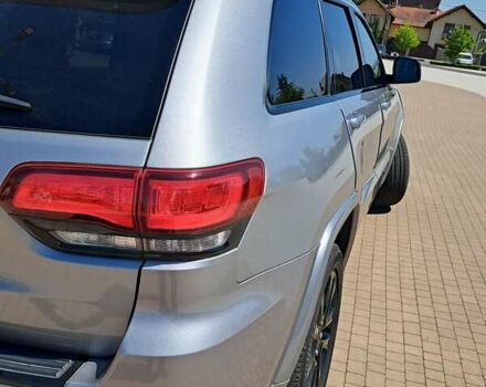 Сірий Джип Grand Cherokee, об'ємом двигуна 3.6 л та пробігом 110 тис. км за 32000 $, фото 33 на Automoto.ua