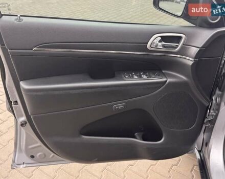 Сірий Джип Grand Cherokee, об'ємом двигуна 3.6 л та пробігом 81 тис. км за 23999 $, фото 7 на Automoto.ua