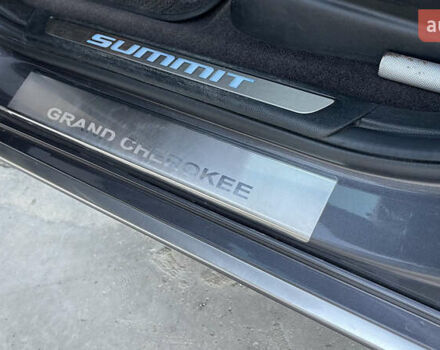 Серый Джип Гранд Чероки, объемом двигателя 3.6 л и пробегом 120 тыс. км за 29000 $, фото 21 на Automoto.ua