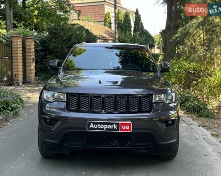 Сірий Джип Grand Cherokee, об'ємом двигуна 3.6 л та пробігом 140 тис. км за 21980 $, фото 2 на Automoto.ua