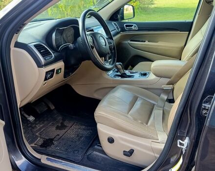 Серый Джип Гранд Чероки, объемом двигателя 3.6 л и пробегом 35 тыс. км за 29300 $, фото 3 на Automoto.ua