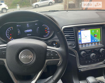 Джип Гранд Чероки 2018 в Тернополе на Automoto.ua Серый Джип Гранд Чероки, объемом двигателя 3.6 л и пробегом 130 тыс. км за 26900 $, фото 3 на Automoto.ua