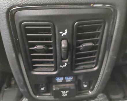 Серый Джип Гранд Чероки, объемом двигателя 3.6 л и пробегом 162 тыс. км за 24500 $, фото 5 на Automoto.ua