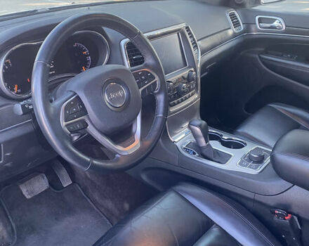 Джип Гранд Чероки 2018 в Тернополе на Automoto.ua Серый Джип Гранд Чероки, объемом двигателя 3.6 л и пробегом 130 тыс. км за 26900 $, фото 6 на Automoto.ua