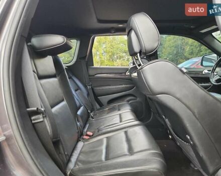 Серый Джип Гранд Чероки, объемом двигателя 3.6 л и пробегом 111 тыс. км за 5400 $, фото 2 на Automoto.ua