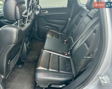 Сірий Джип Grand Cherokee, об'ємом двигуна 3.6 л та пробігом 146 тис. км за 25000 $, фото 10 на Automoto.ua