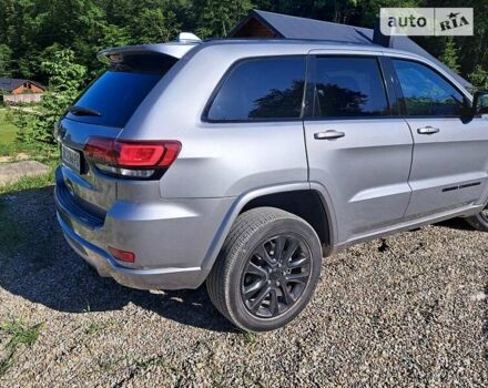 Сірий Джип Grand Cherokee, об'ємом двигуна 3.6 л та пробігом 110 тис. км за 32000 $, фото 6 на Automoto.ua