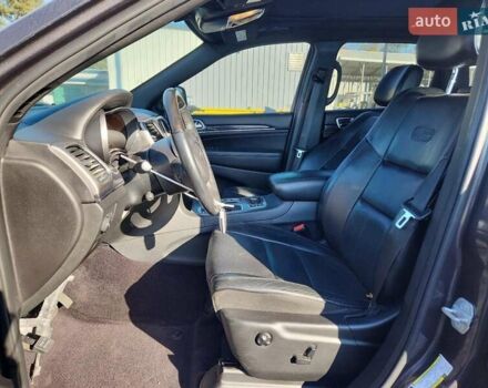 Серый Джип Гранд Чероки, объемом двигателя 3.6 л и пробегом 111 тыс. км за 5400 $, фото 4 на Automoto.ua