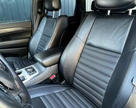 Серый Джип Гранд Чероки, объемом двигателя 3.6 л и пробегом 116 тыс. км за 28500 $, фото 5 на Automoto.ua