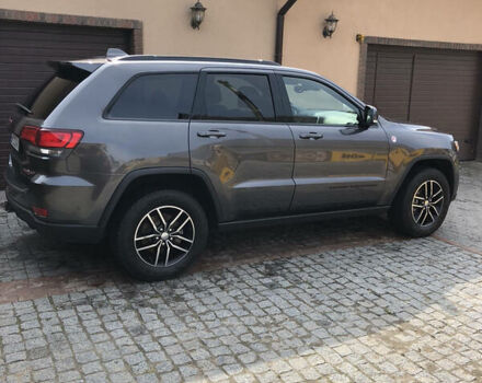 Сірий Джип Grand Cherokee, об'ємом двигуна 3.6 л та пробігом 37 тис. км за 35700 $, фото 4 на Automoto.ua