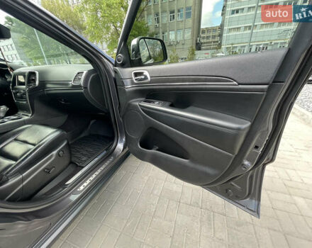 Сірий Джип Grand Cherokee, об'ємом двигуна 3.6 л та пробігом 101 тис. км за 27500 $, фото 29 на Automoto.ua