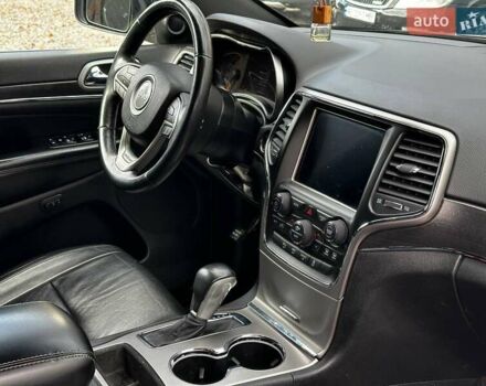 Серый Джип Гранд Чероки, объемом двигателя 2.99 л и пробегом 156 тыс. км за 25500 $, фото 2 на Automoto.ua