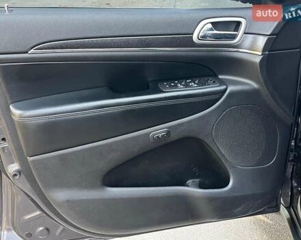 Сірий Джип Grand Cherokee, об'ємом двигуна 3.6 л та пробігом 140 тис. км за 21980 $, фото 29 на Automoto.ua