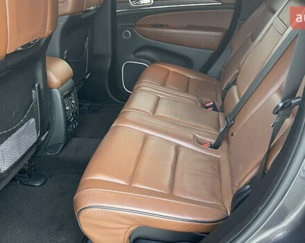 Серый Джип Гранд Чероки, объемом двигателя 3.6 л и пробегом 120 тыс. км за 29000 $, фото 34 на Automoto.ua