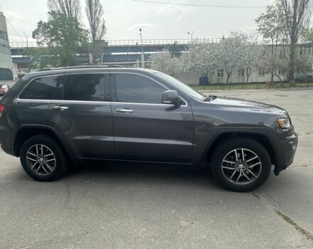 Джип Гранд Чероки 2018 в Вышгороде на Automoto.ua Серый Джип Гранд Чероки, объемом двигателя 3.6 л и пробегом 153 тыс. км за 20500 $, фото 4 на Automoto.ua