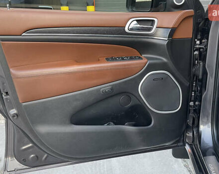 Серый Джип Гранд Чероки, объемом двигателя 3.6 л и пробегом 120 тыс. км за 29000 $, фото 24 на Automoto.ua