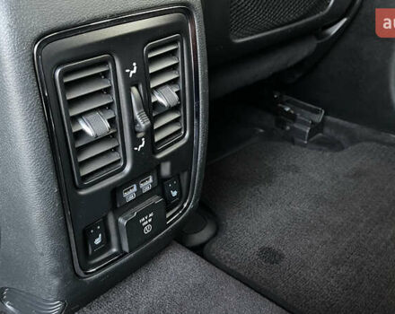 Серый Джип Гранд Чероки, объемом двигателя 3.6 л и пробегом 120 тыс. км за 29000 $, фото 23 на Automoto.ua