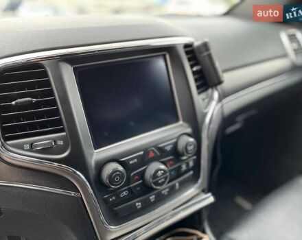Сірий Джип Grand Cherokee, об'ємом двигуна 2.99 л та пробігом 150 тис. км за 28500 $, фото 25 на Automoto.ua