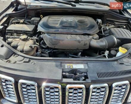 Серый Джип Гранд Чероки, объемом двигателя 3.6 л и пробегом 111 тыс. км за 5400 $, фото 1 на Automoto.ua