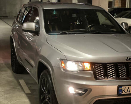 Серый Джип Гранд Чероки, объемом двигателя 3.6 л и пробегом 78 тыс. км за 25000 $, фото 3 на Automoto.ua
